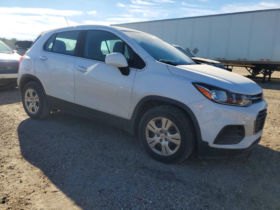 73561546 :رقم المزاد ، 3GNCJKSB7HL244089 vin ، 2017 Chevrolet Trax مزاد بيع