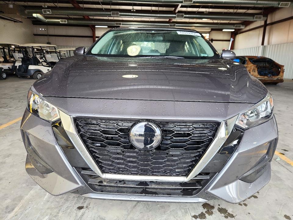 72242456 :رقم المزاد ، 3N1AB8CV8NY285499 vin ، 2022 Nissan Sentra مزاد بيع