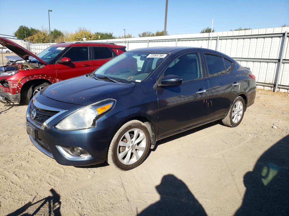 Продаж на аукціоні авто 2015 Nissan Versa, vin: 3N1CN7AP7FL800621, номер лоту: 72393756