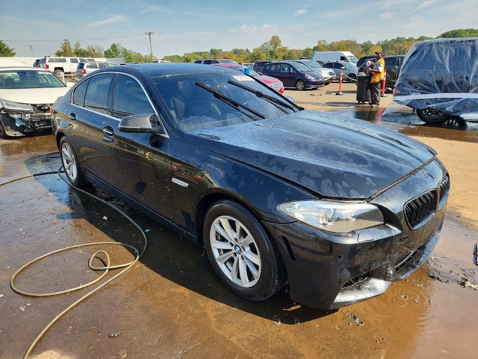 70816666 :رقم المزاد ، WBA5A7C56FD624175 vin ، 2015 Bmw 528 مزاد بيع