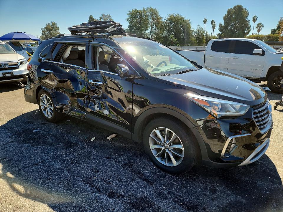 Продаж на аукціоні авто 2017 Hyundai Santa Fe, vin: KM8SN4HF4HU212006, номер лоту: 72365156