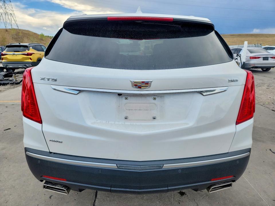 71908046 :رقم المزاد ، 1GYKNDRS6JZ105171 vin ، 2018 Cadillac Xt5 مزاد بيع