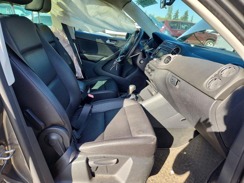 72151656 :رقم المزاد ، WVGBV7AX7CW087486 vin ، 2012 Volkswagen Tiguan مزاد بيع