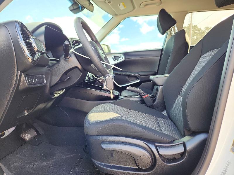 2025 Kia Soul მანქანა იყიდება აუქციონზე, vin: KNDJ23AU0S7938124, აუქციონის ნომერი: 71506246