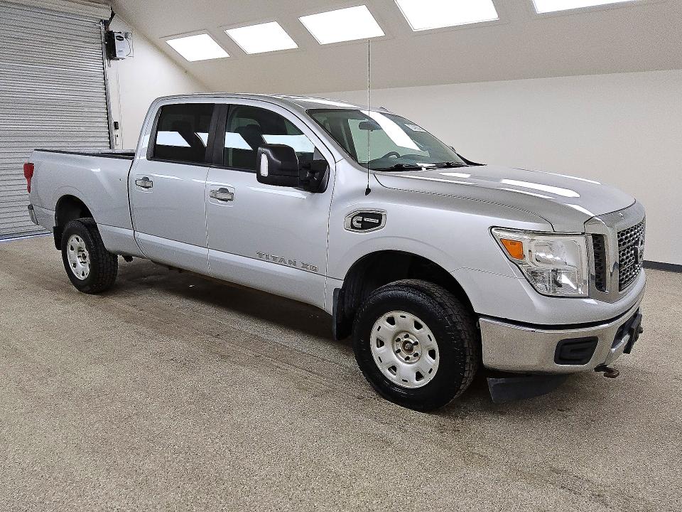 2017 Nissan Titan Xd მანქანა იყიდება აუქციონზე, vin: 1N6BA1F3XHN568832, აუქციონის ნომერი: 72408306
