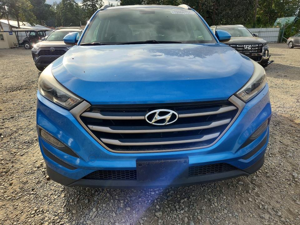 70906756 :رقم المزاد ، KM8J33A4XGU198471 vin ، 2016 Hyundai Tucson مزاد بيع