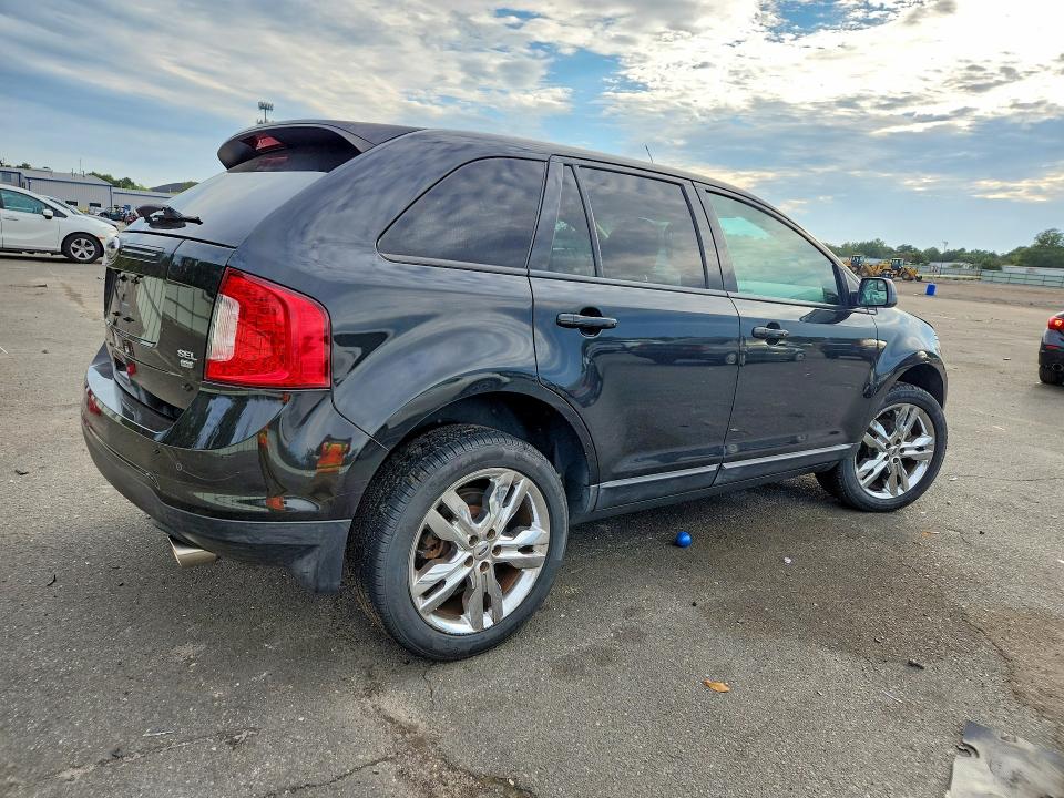 71216296 :رقم المزاد ، 2FMDK4JC6DBE29705 vin ، 2013 Ford Edge مزاد بيع