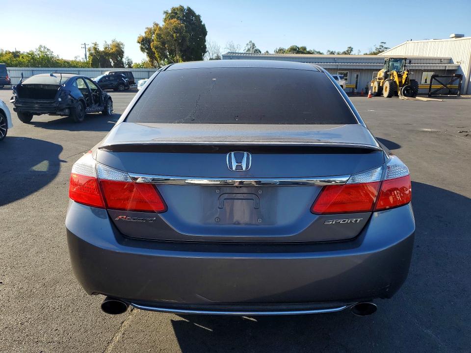 72183006 :رقم المزاد ، 1HGCR2F56FA039181 vin ، 2015 Honda Accord مزاد بيع