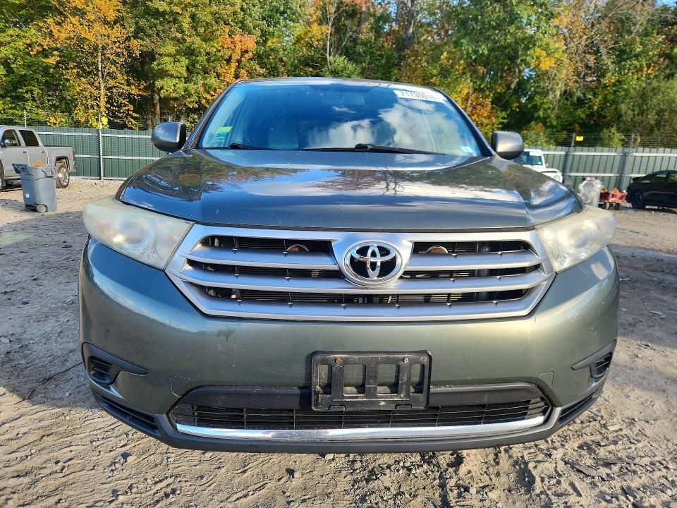 Продажа на аукционе авто 2013 Toyota Highlander, vin: 5TDBK3EH6DS194457, номер лота: 71730016