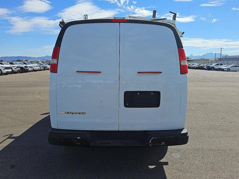 2020 Chevrolet Express G2500 მანქანა იყიდება აუქციონზე, vin: 1GCWGAFP2L1262729, აუქციონის ნომერი: 70502416