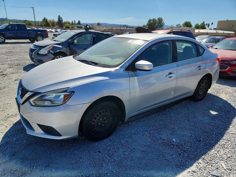 Продаж на аукціоні авто 2016 Nissan Sentra, vin: 3N1AB7AP4GY335901, номер лоту: 71801136
