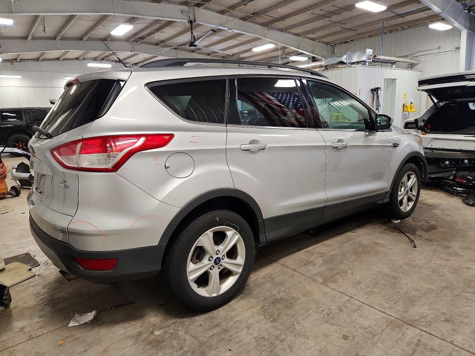 2014 Ford Escape მანქანა იყიდება აუქციონზე, vin: 1FMCU9G93EUC22053, აუქციონის ნომერი: 73114516