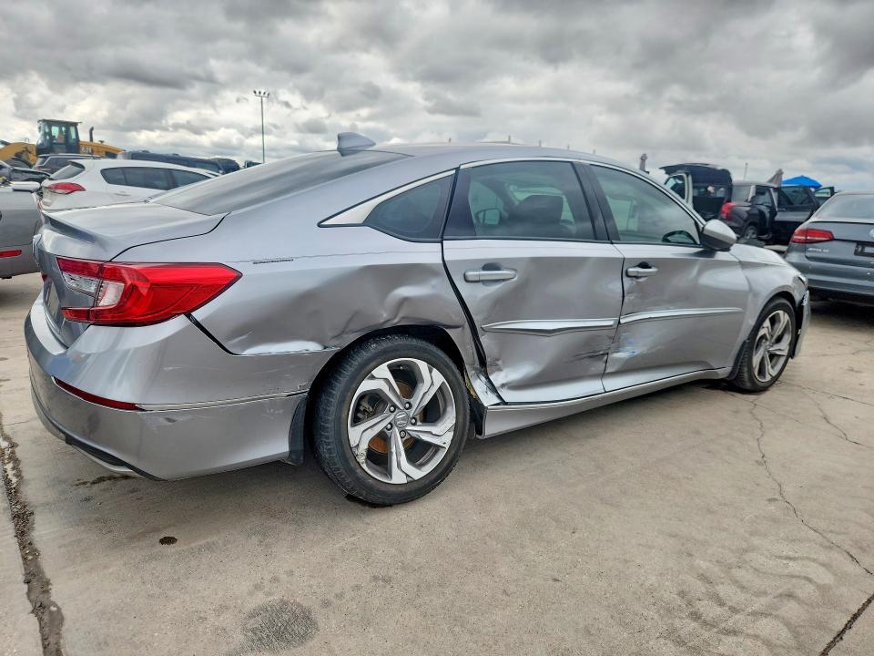 Продажа на аукционе авто 2019 Honda Accord, vin: 1HGCV1F40KA033836, номер лота: 71404676