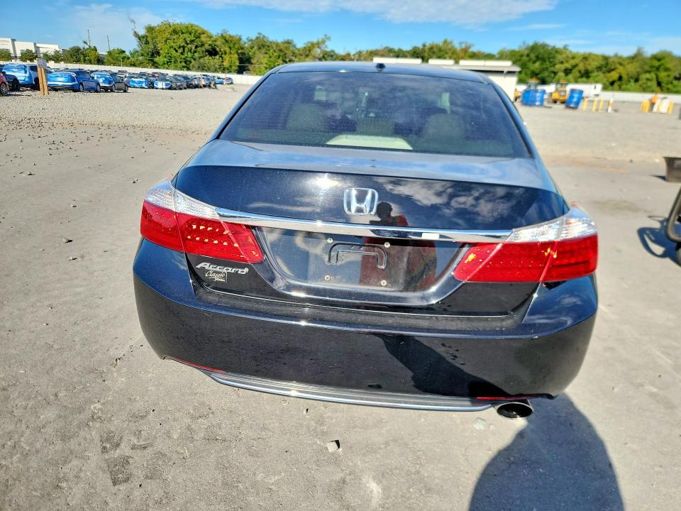 2013 Honda Accord მანქანა იყიდება აუქციონზე, vin: 1HGCR2F89DA213462, აუქციონის ნომერი: 71225866