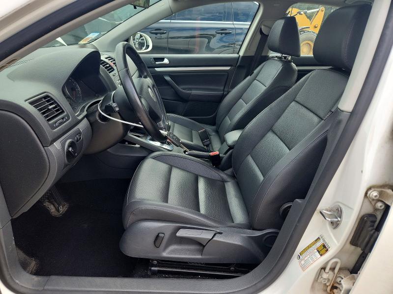 Продажа на аукционе авто 2009 Volkswagen Jetta, vin: 3VWRZ71KX9M121759, номер лота: 71657036