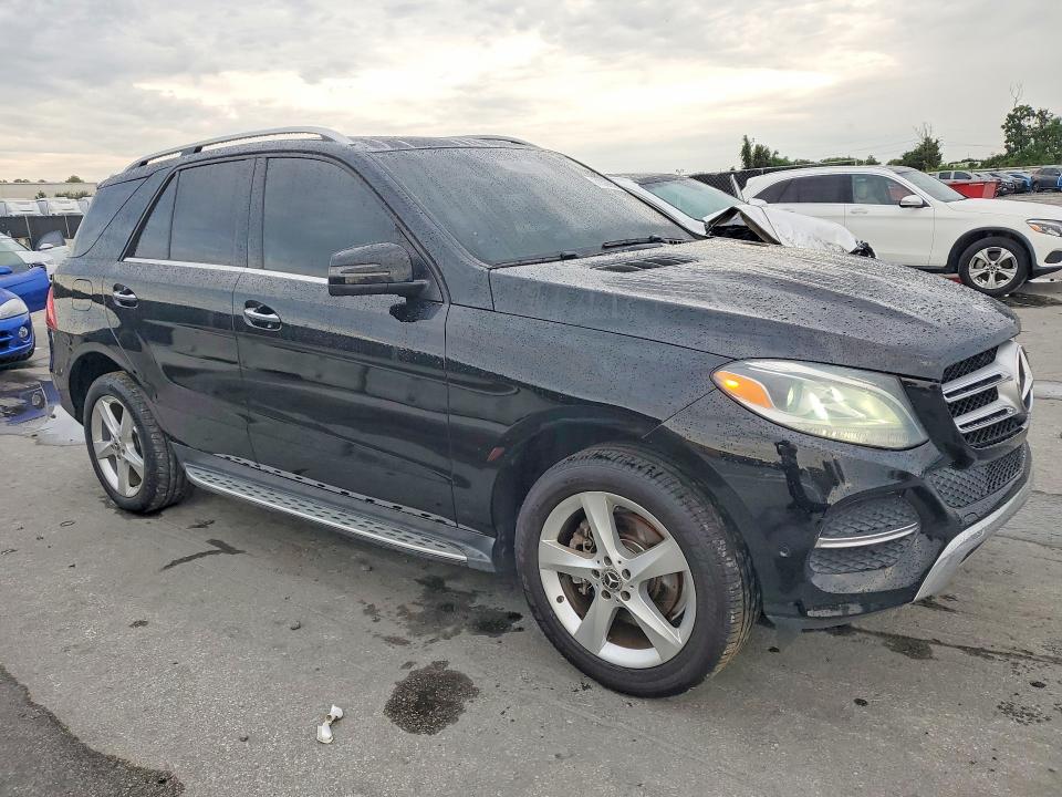 71536936 :رقم المزاد ، 4JGDA5JB2JB004550 vin ، 2018 Mercedes-benz Gle مزاد بيع