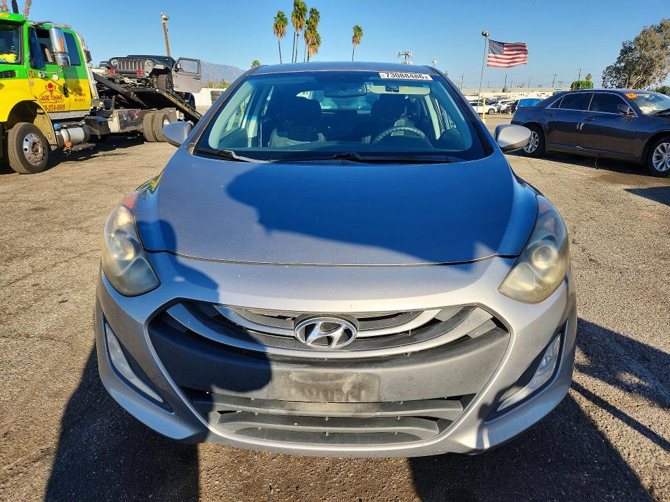 Продаж на аукціоні авто 2013 Hyundai Elantra Gt, vin: KMHD35LE8DU097102, номер лоту: 73088486