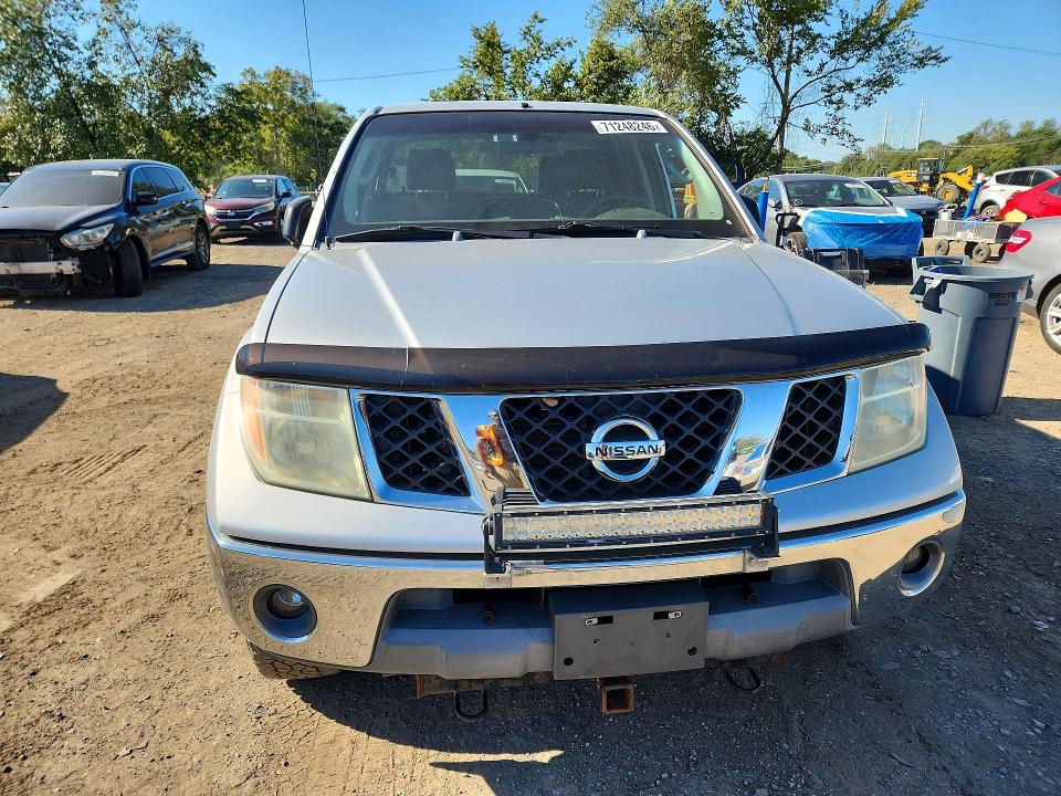2005 Nissan Frontier მანქანა იყიდება აუქციონზე, vin: 1N6AD07W55C420651, აუქციონის ნომერი: 71248246