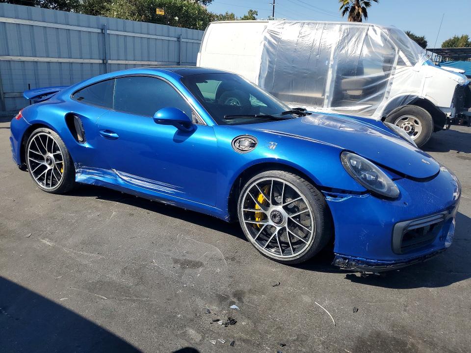 Продажа на аукционе авто 2017 Porsche 911, vin: WP0AD2A95HS166435, номер лота: 71908656