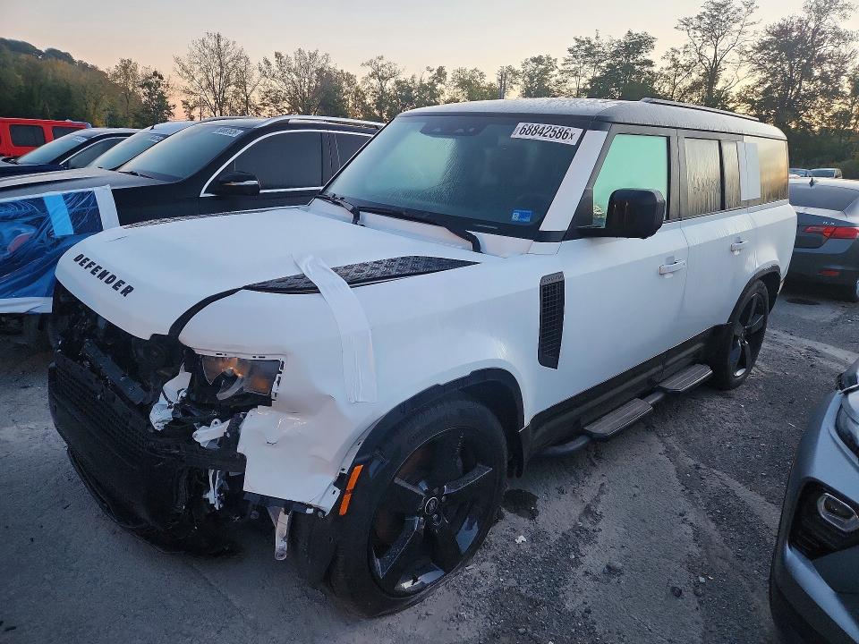 2025 Land Rover Defender მანქანა იყიდება აუქციონზე, vin: SALE2FEU5S2418438, აუქციონის ნომერი: 68842586