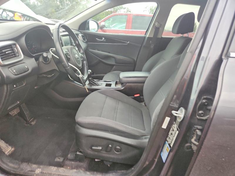 2017 Kia Sorento მანქანა იყიდება აუქციონზე, vin: 5XYPG4A34HG192796, აუქციონის ნომერი: 71396836