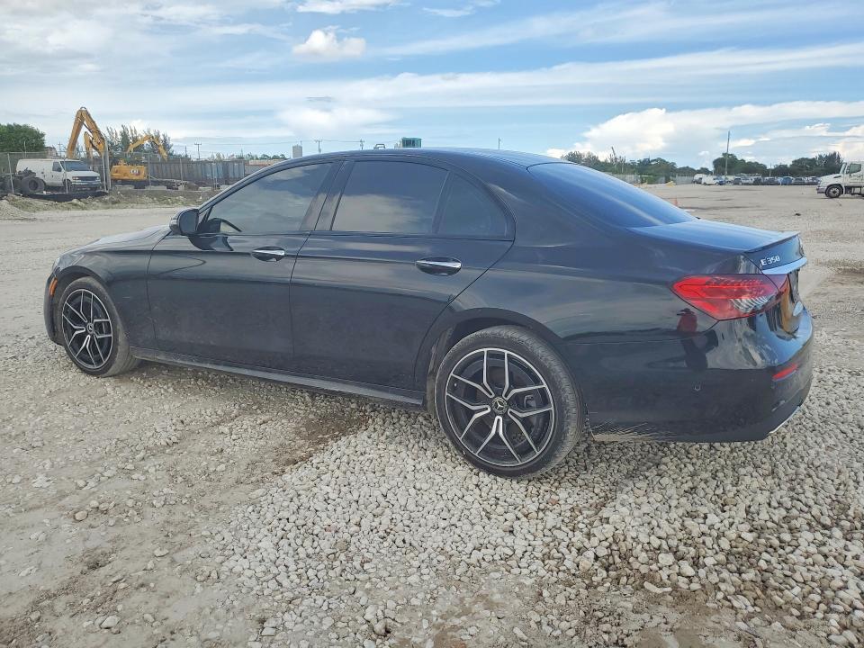 71717906 :رقم المزاد ، W1KZF8EB4PB132455 vin ، 2023 Mercedes-benz E مزاد بيع