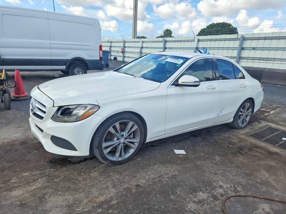 2016 Mercedes-benz C მანქანა იყიდება აუქციონზე, vin: 55SWF4JB9GU142227, აუქციონის ნომერი: 71575356