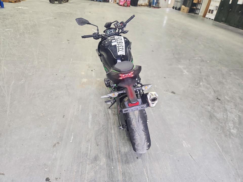 2024 Kawasaki Zr900 მანქანა იყიდება აუქციონზე, vin: ML5ZRDM15RDA72354, აუქციონის ნომერი: 72319726