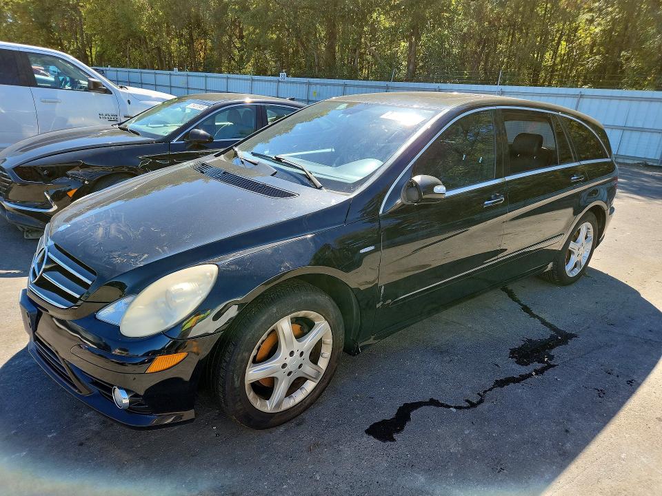 2010 Mercedes-benz R მანქანა იყიდება აუქციონზე, vin: 4JGCB2FBXAA104370, აუქციონის ნომერი: 71795516