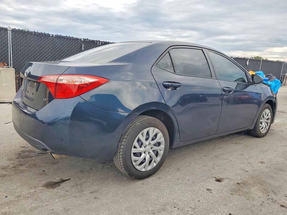 Aukcja sprzedaży 2018 Toyota Corolla, vin: 5YFBURHE4JP851470, numer aukcji: 71542756