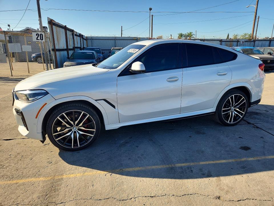 72172646 :رقم المزاد ، 5UXCY6C0XN9M18989 vin ، 2022 Bmw X6 مزاد بيع