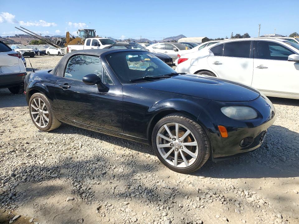 Продажа на аукционе авто 2006 Mazda Mx-5 Miata, vin: JM1NC25F460111407, номер лота: 72590316