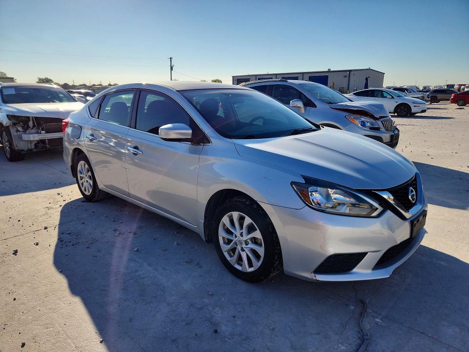 Продажа на аукционе авто 2018 Nissan Sentra, vin: 3N1AB7AP9JY300763, номер лота: 72119726