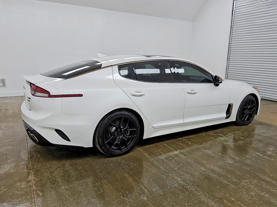 2022 Kia Stinger მანქანა იყიდება აუქციონზე, vin: KNAE35LD7N6101322, აუქციონის ნომერი: 71262206