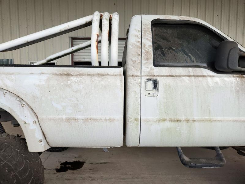 72879766 :رقم المزاد ، 1FTNF21LX1EC43005 vin ، 2001 Ford F250 مزاد بيع