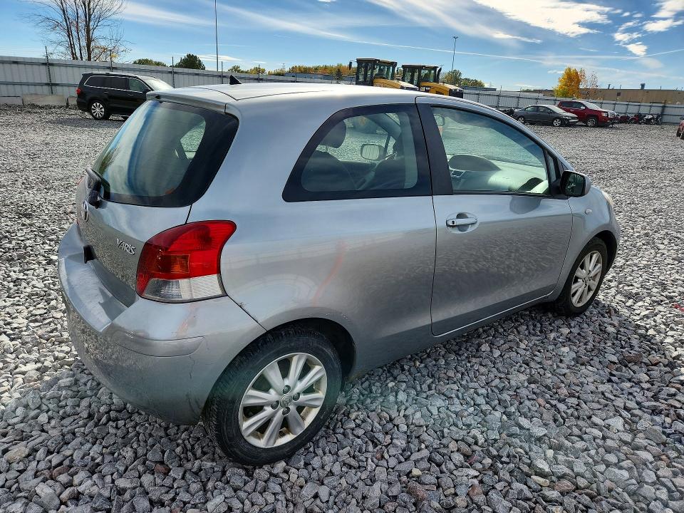 72011996 :رقم المزاد ، JTDJT4K33B5341179 vin ، 2011 Toyota Yaris مزاد بيع