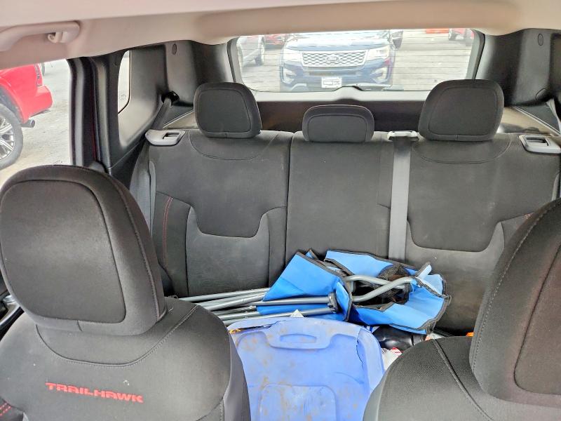 2015 Jeep Renegade მანქანა იყიდება აუქციონზე, vin: ZACCJBCT0FPB65437, აუქციონის ნომერი: 70331296