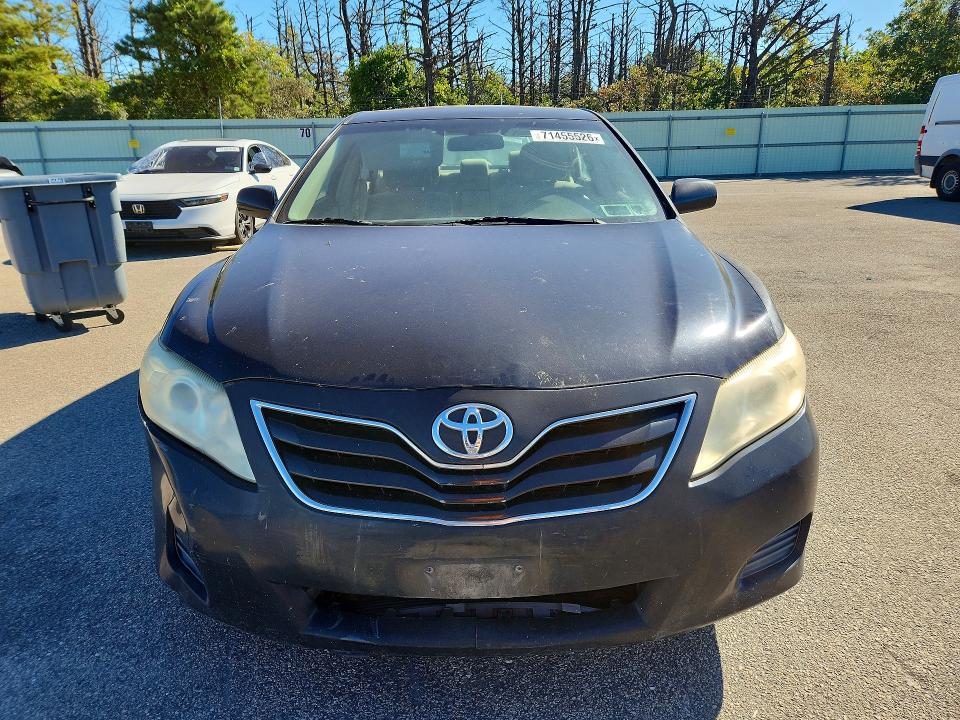 71455526 :رقم المزاد ، 4T1BK3EK9AU114535 vin ، 2010 Toyota Camry مزاد بيع