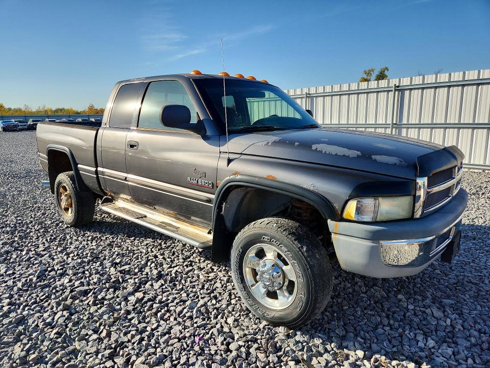 Продаж на аукціоні авто 2002 Dodge Ram 2500, vin: 3B7KF23672M215197, номер лоту: 71913006