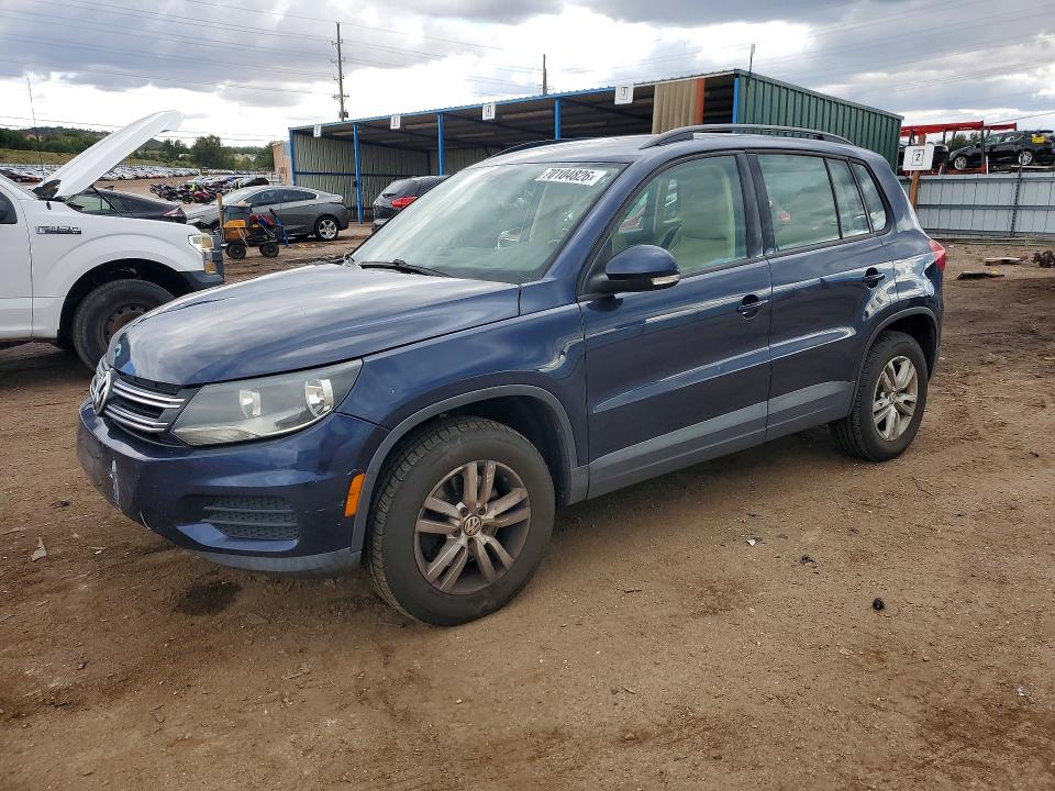 2016 Volkswagen Tiguan მანქანა იყიდება აუქციონზე, vin: WVGBV7AX0GW527490, აუქციონის ნომერი: 70104826