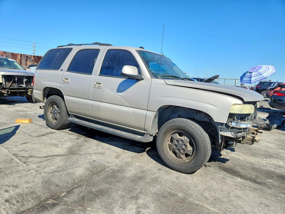71002946 :رقم المزاد ، 1GNEC13T74R273910 vin ، 2004 Chevrolet Tahoe مزاد بيع