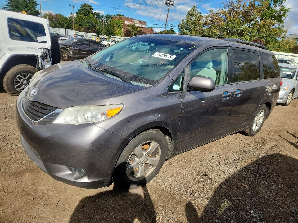 Продажа на аукционе авто 2014 Toyota Sienna, vin: 5TDKK3DC4ES459741, номер лота: 71389956