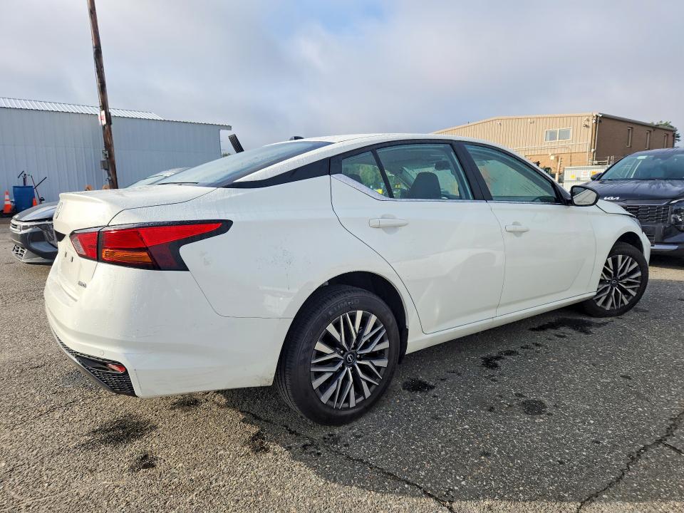 71663456 :رقم المزاد ، 1N4BL4DW9TN320906 vin ، 2026 Nissan Altima مزاد بيع