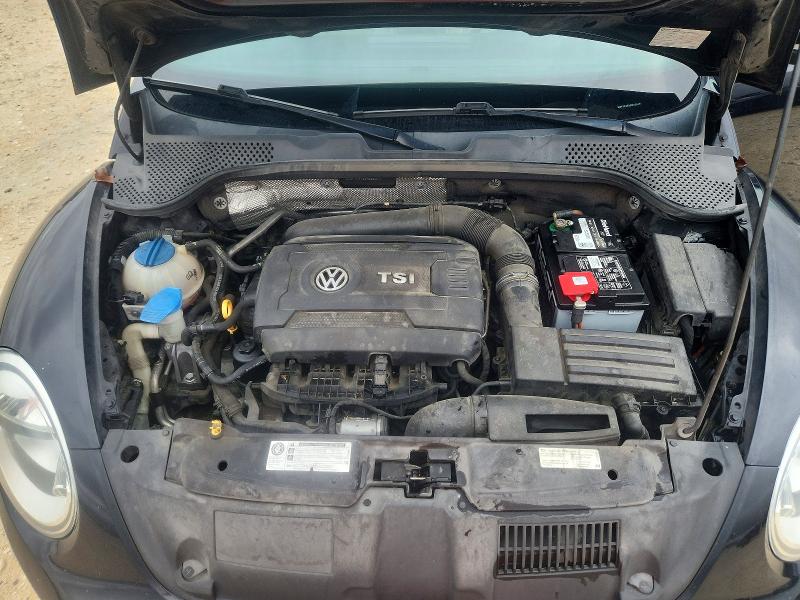71188266 :رقم المزاد ، 3VWF17AT9GM638471 vin ، 2016 Volkswagen Beetle مزاد بيع