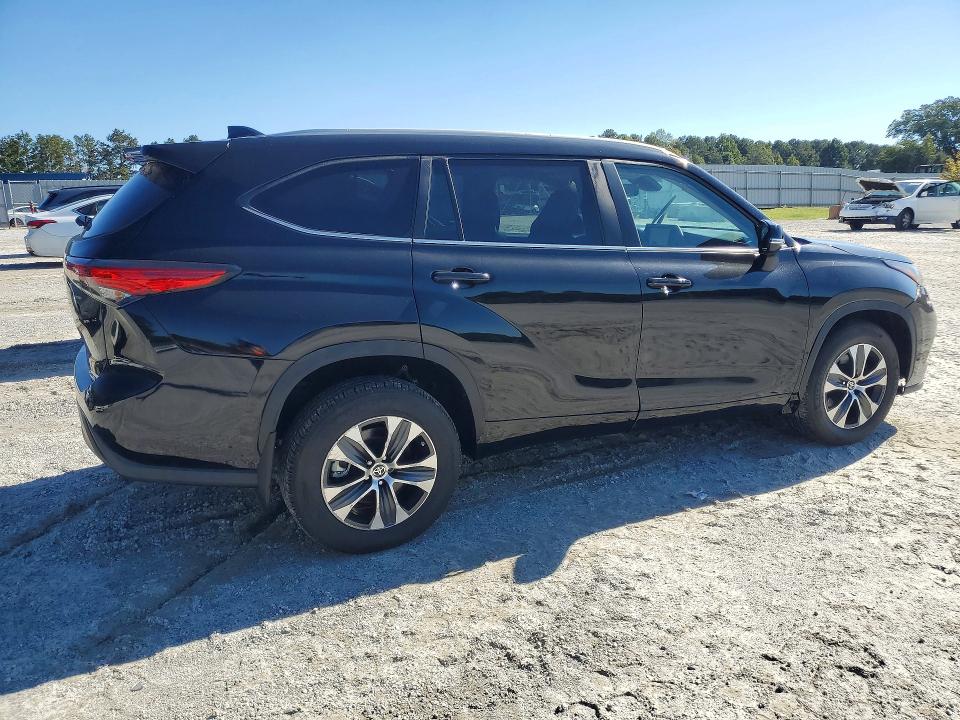 2023 Toyota Highlander მანქანა იყიდება აუქციონზე, vin: 5TDKDRBH8PS007936, აუქციონის ნომერი: 71908556