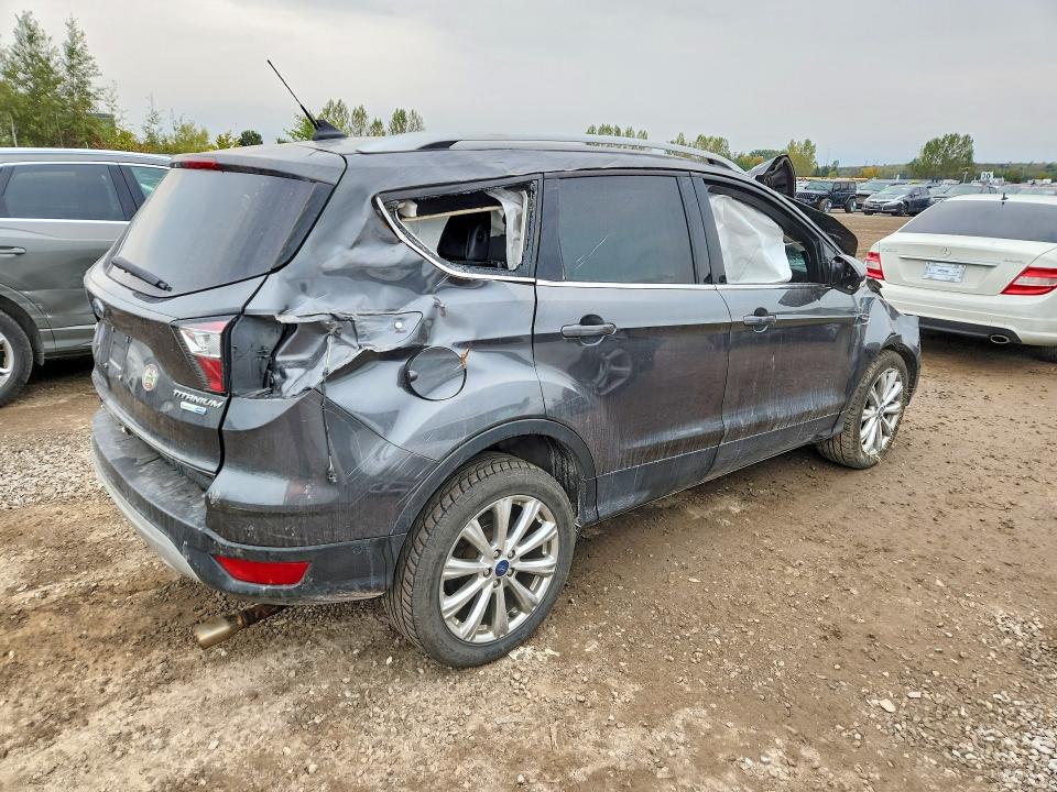 Продаж на аукціоні авто 2018 Ford Escape, vin: 1FMCU9J93JUD31955, номер лоту: 70965316