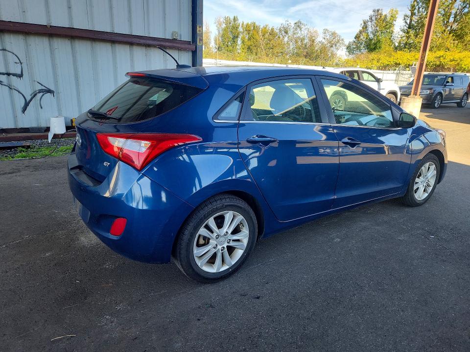 2014 Hyundai Elantra Gt მანქანა იყიდება აუქციონზე, vin: KMHD35LHXEU164973, აუქციონის ნომერი: 71873406