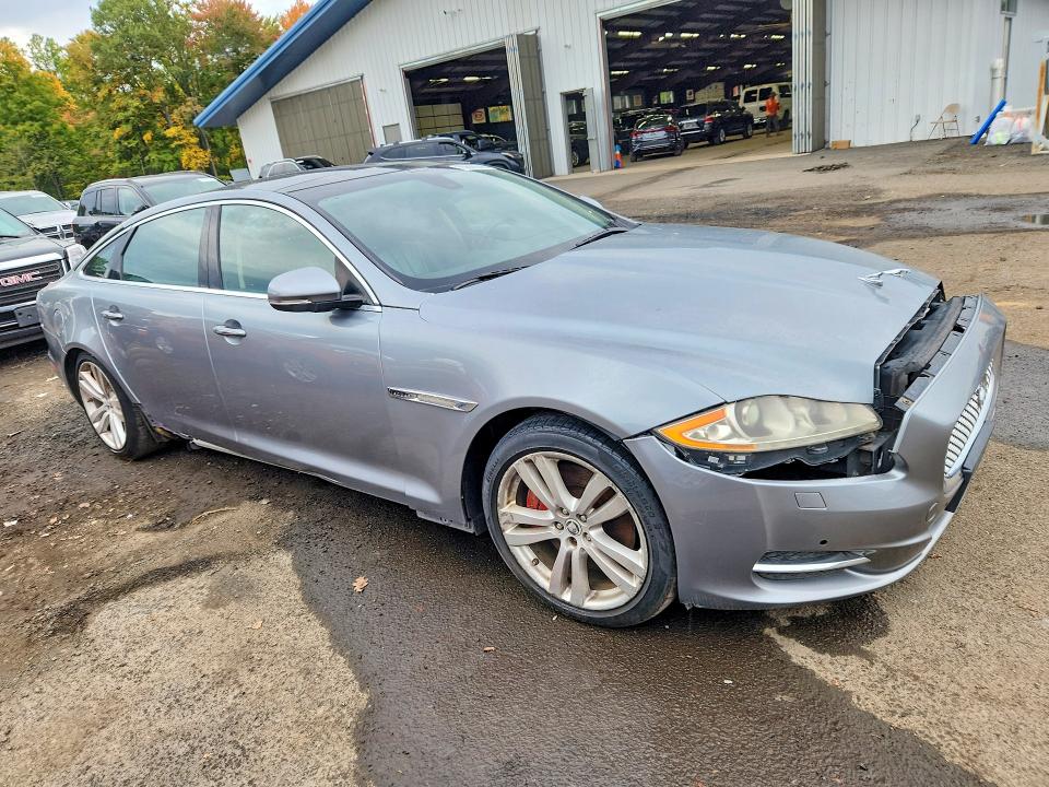 Продажа на аукционе авто 2011 Jaguar Xjl, vin: SAJWA2GB6BLV07658, номер лота: 70898546