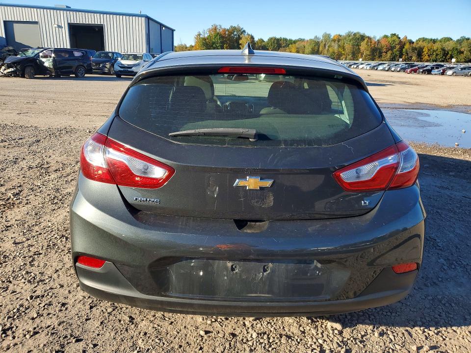 71565016 :رقم المزاد ، 3G1BE6SM4KS581455 vin ، 2019 Chevrolet Cruze مزاد بيع