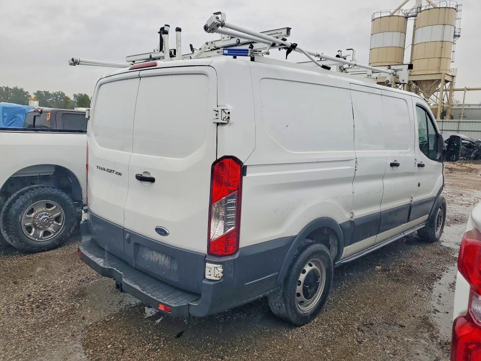 Продажа на аукционе авто 2017 Ford Transit, vin: 1FTYR1ZM4HKA90595, номер лота: 69583136